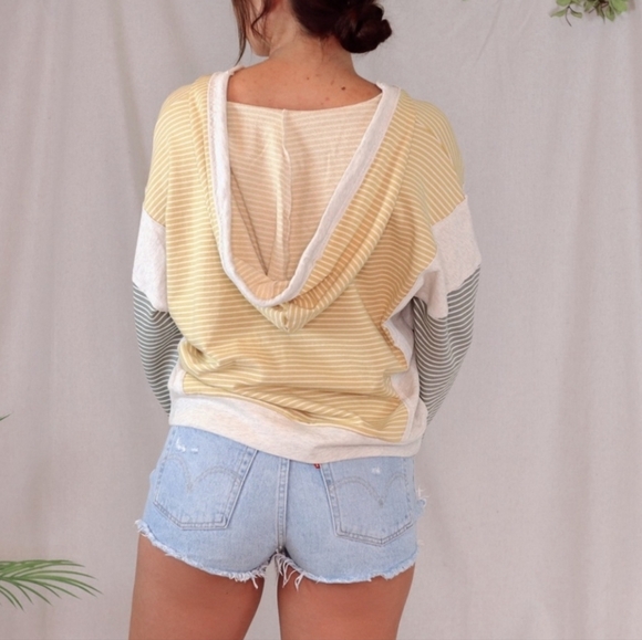 Hem & Thread Colorblock Striped Hoodie - Size Medium - Picture 5 of 12